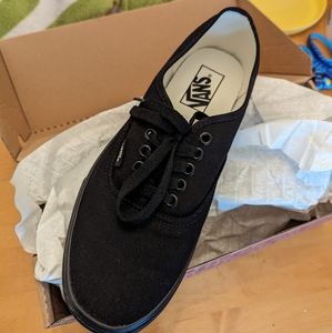 NIB Vans Authentic Black Men's 8